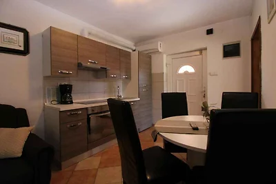 Ferienwohnung mit Klimaanlage und nur 500 m v