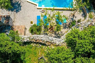 Ferienhaus Boris -kuća za odmor sa bazenom