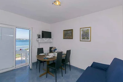 Ferienwohnung mit Balkon und Grill
