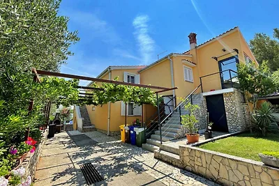 Ferienwohnung mit Terrasse und Klimaanlage