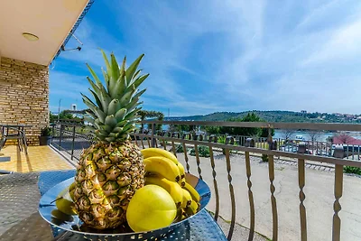 Ferienwohnung mit Klimaanlage und Meerblick i