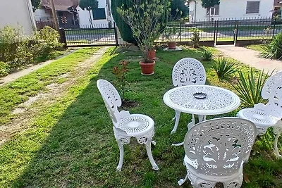 Ferienhaus mit Terassen und Klimaanlagen