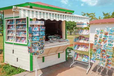 Mobilehome In Park Umag