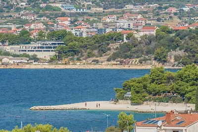 Apartment mit Schlafzimmern und Meerblick in