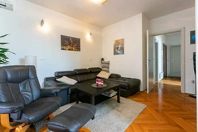 Appartamento Vacanza con famiglia Biograd na Moru