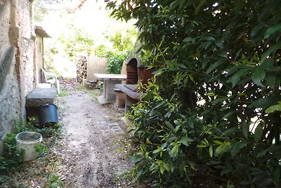 Ferienwohnung mit Balkon und Grillmöglichkeit