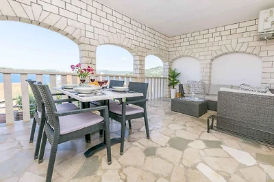 Gemütliche Ferienwohnung Marina in Ražanj mit