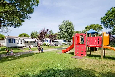 Mobilehome mit Klimaanlage, Terrasse und Pool