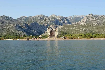 Studio mit Klimaanlage und Balkon