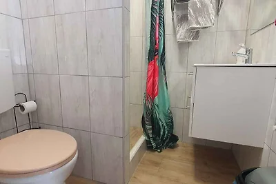 Studio mit Klimaanlage und Internet in der nä