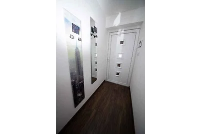 Ferienwohnung mit Swimmingpool und Meerblick