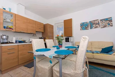 Appartamento Vacanza con famiglia Okrug Gornji