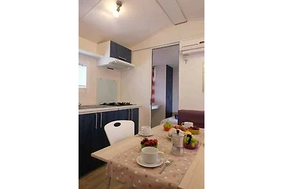 Mobilehome mit Gartenpavillon