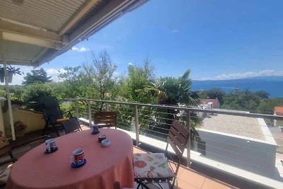 Ferienwohnung mit Terrasse und Balkon mit