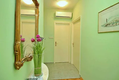 Gemütliche Ferienwohnung Radosna mit Meerblic