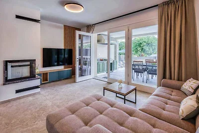 Villa Mit einem schönen Pool