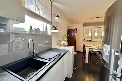 Ferienwohnung mit Balkon und Klimaanlage