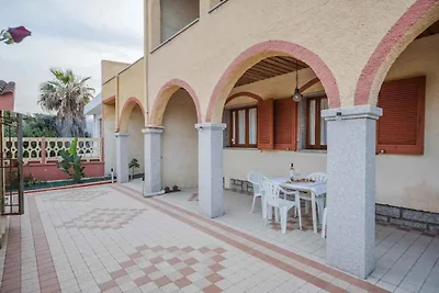 Ferienwohnung mit Terrasse in Strandnähe