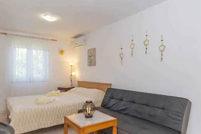 Appartamento Vacanza con famiglia Njivice