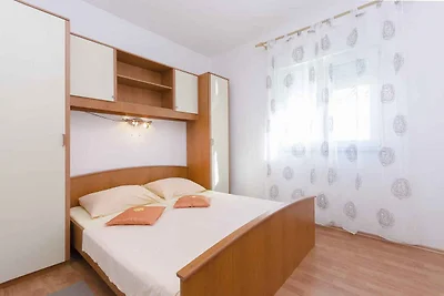 Ferienwohnung mit Balkon und Grill