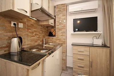 Studio mit Terrasse und Klimaanlage