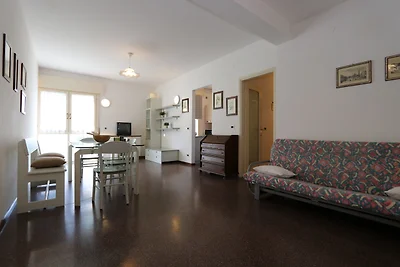 Ferienwohnung mit Klimaanlage und Balkon