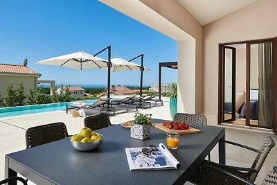 Villa mit Klimaanlage und Pool