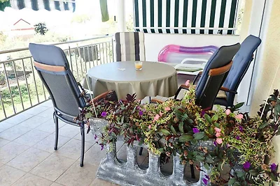 Ferienwohnung mit Klimaanlage und Balkon