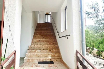 Ferienwohnung mit Balkon und Grill