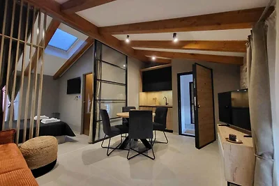 Studio mit Klimaanlage im Ortszentrum