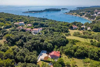 Ferienhaus mit Whirlpool in Strandnähe