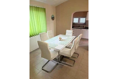 Komfortable Ferienwohnung Leonardo in ruhiger