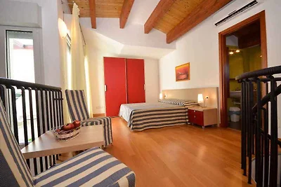 Ferienwohnung mit Balkon und Klimaanlage