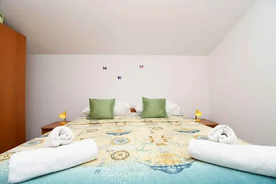 Gemütliche Familienvilla mit Meerblick auf