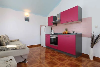 Ferienwohnung mit Balkon und Klimaanlage