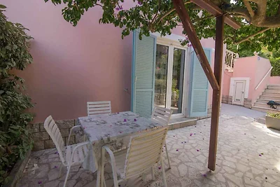 Ferienwohnung mit Balkon und Klimaanlage