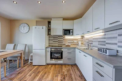 Ferienwohnung mit Balkon und Klimaanlage