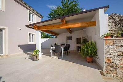 Ferienhaus mit Aussenpool