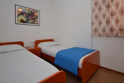 Ferienwohnung mit Klimaanlage und Balkon