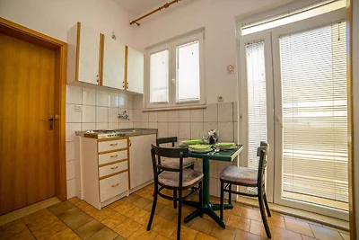 Ferienwohnung mit Aussenpool in Strandnähe