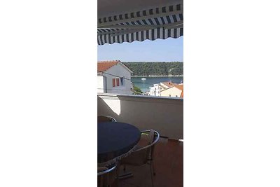 Ferienwohnung mit Terrasse und Meerblick