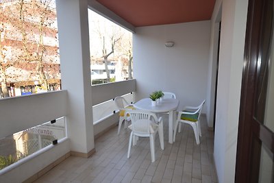 Ferienwohnung mit Terrasse und Klimaanlage