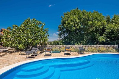 Villa mit Meerblick und Pool