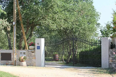 Ferienwohnung mit Klimaanlage und Pool