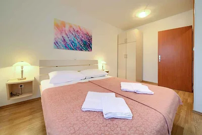 Ferienwohnung mit SAT-TV und Internetzugang