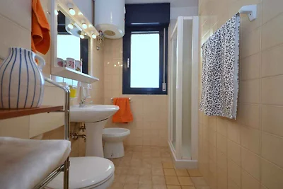 Ferienwohnung mit Klimaanlage und Balkon