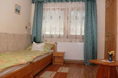 Ferienwohnung mit Gartenterasse und Grill