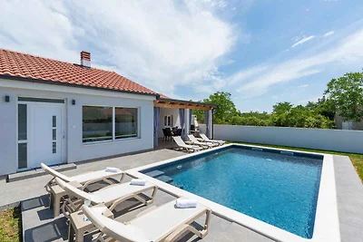 Vakantiehuis Ontspannende vakantie Valbandon