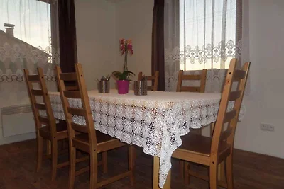 Ferienhaus mit Billard, Aussenpool, Garten un