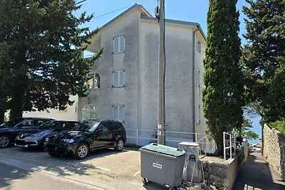 Ferienwohnung mit Balkon, 70 m vom Strand